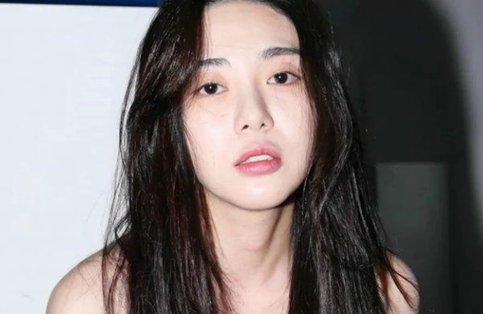 Nilai Kwon Mina Hancurkan AOA dan FNC, Warganet Kritik Berita Ini