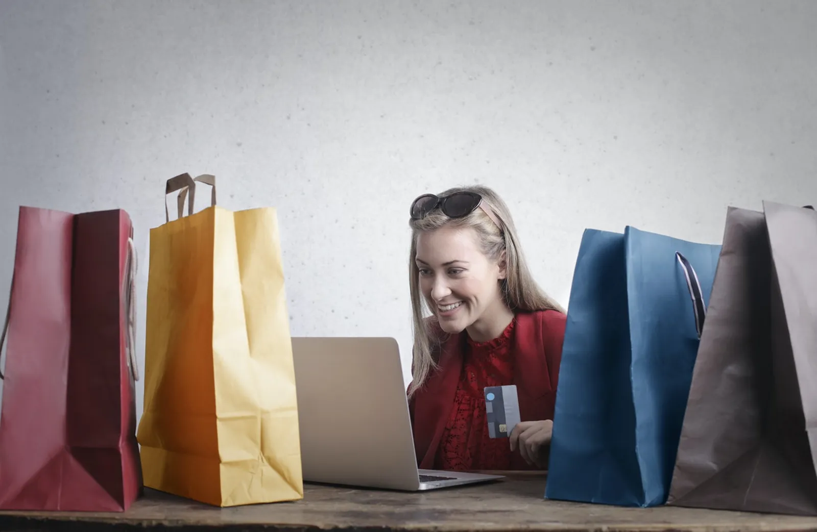 E-Commerce Ini Siapkan Fitur Spesial Sambut "9.9 Super Shopping Day"