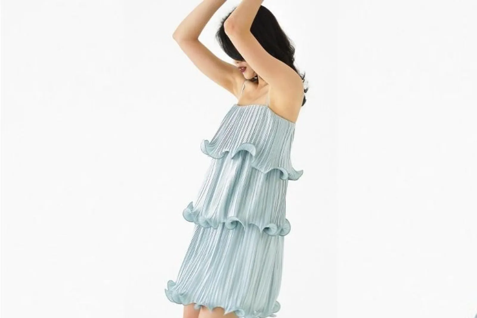 #PopbelaOOTD: Saatnya Tampil Manis Pakai Pleated Dress!