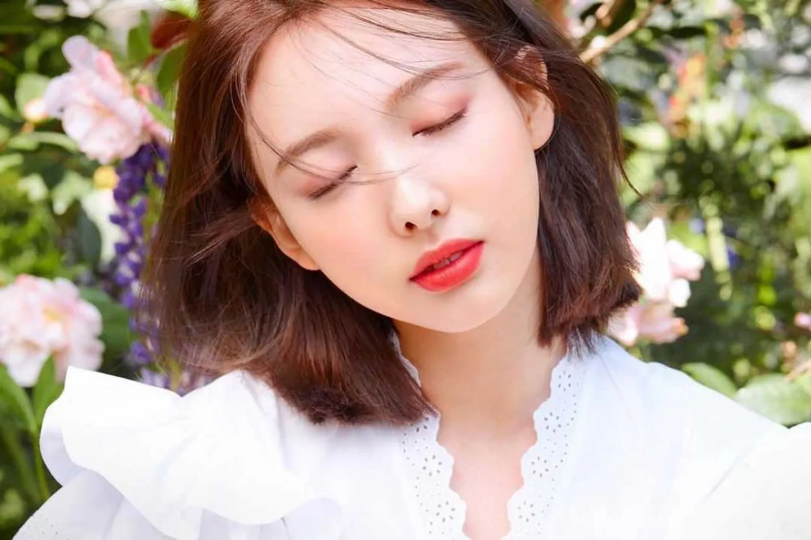 11 Idol Kpop Ini Punya Kebiasaan Tidur yang Aneh Banget, Jadi Gemas!