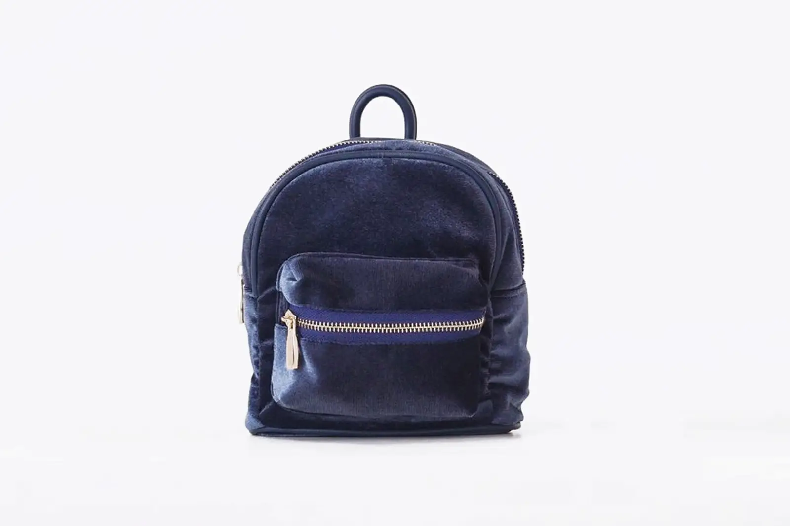 #PopbelaOOTD: Upgrade Gaya Makin Keren Pakai Backpack dari Brand Lokal