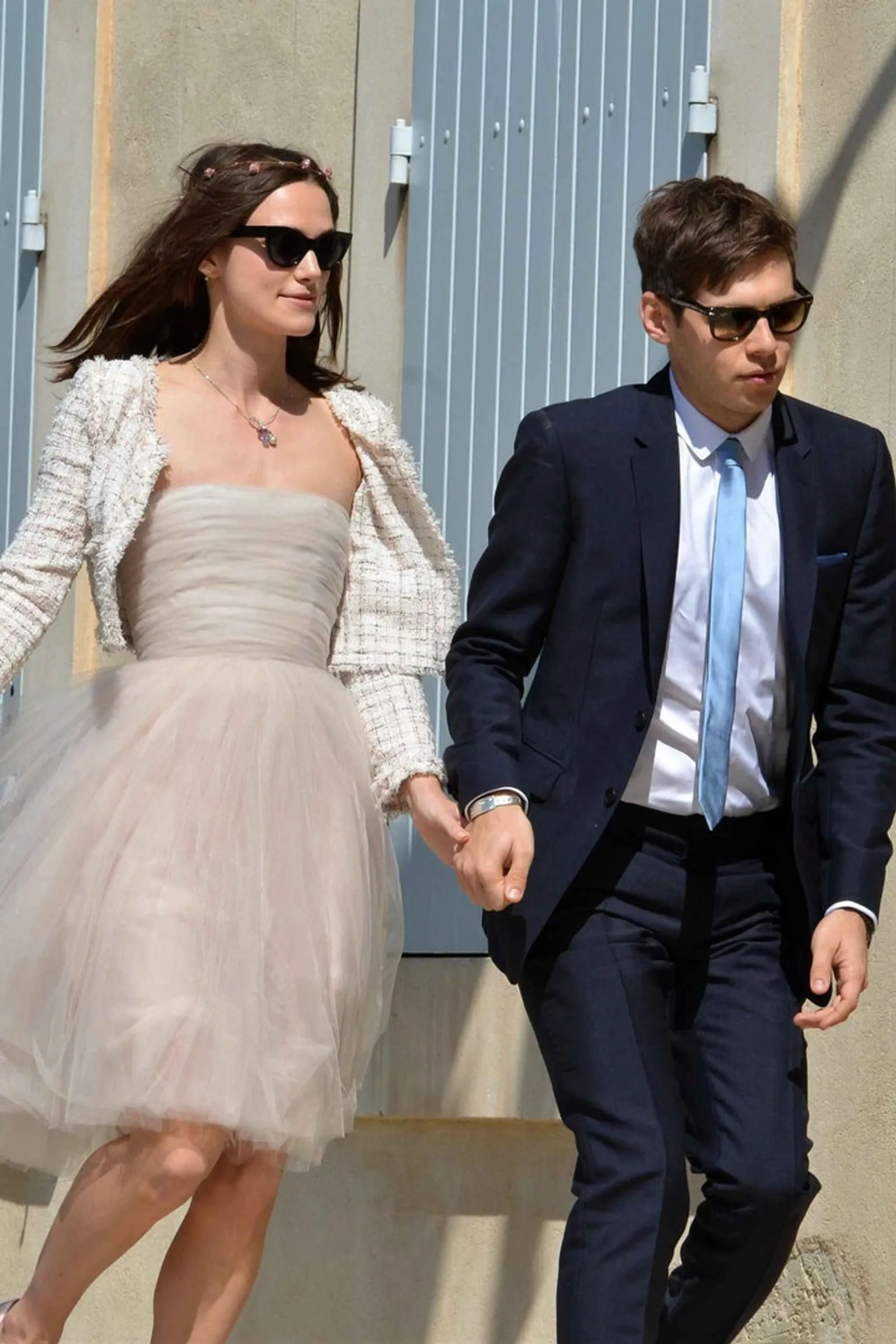 Deretan Artis Hollywood yang Pilih Outfit Kasual di Hari Pernikahannya