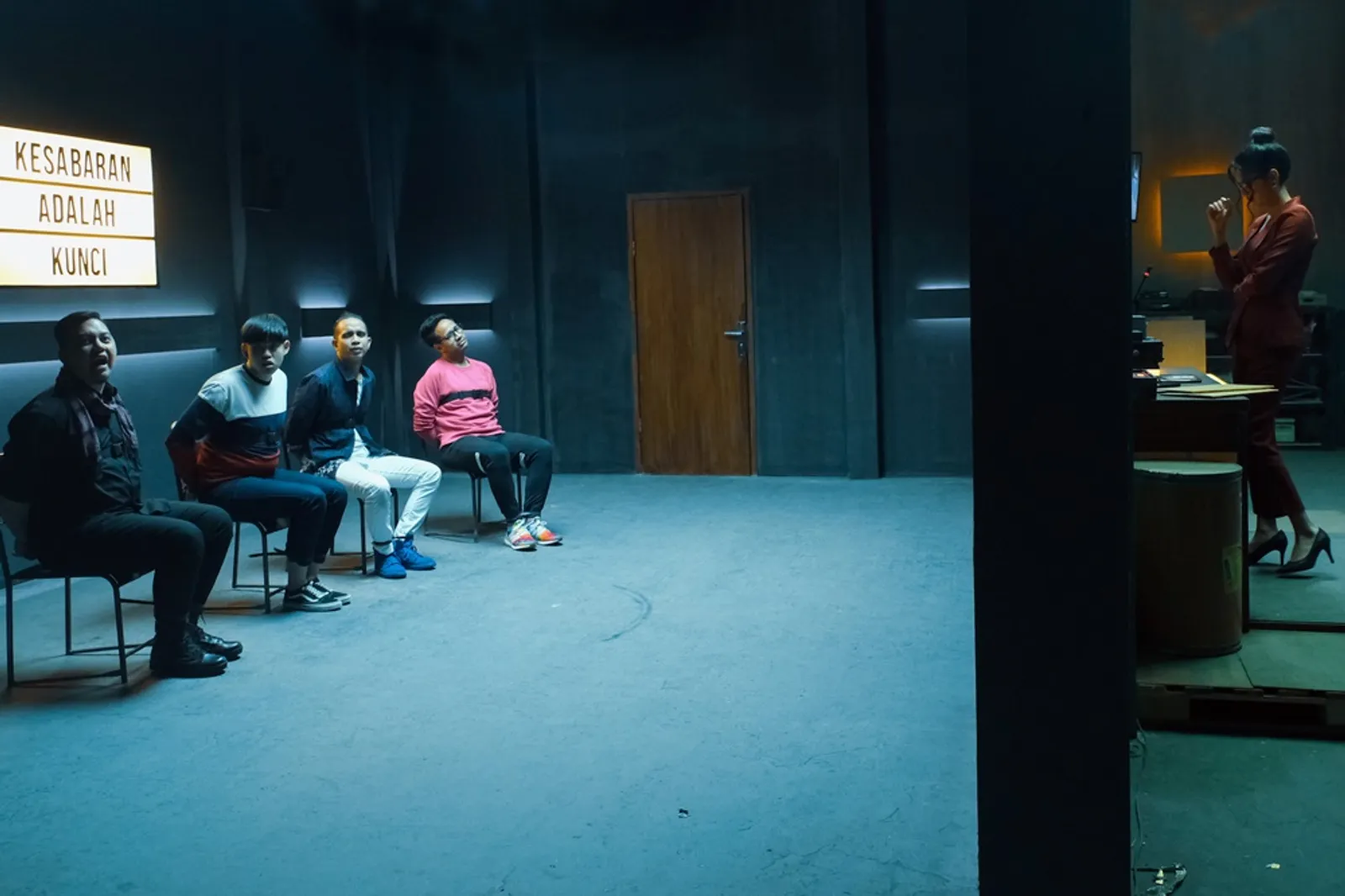 Tayang di Netflix, Ini 4 Pelajaran Cinta dari Film 'BUCIN'