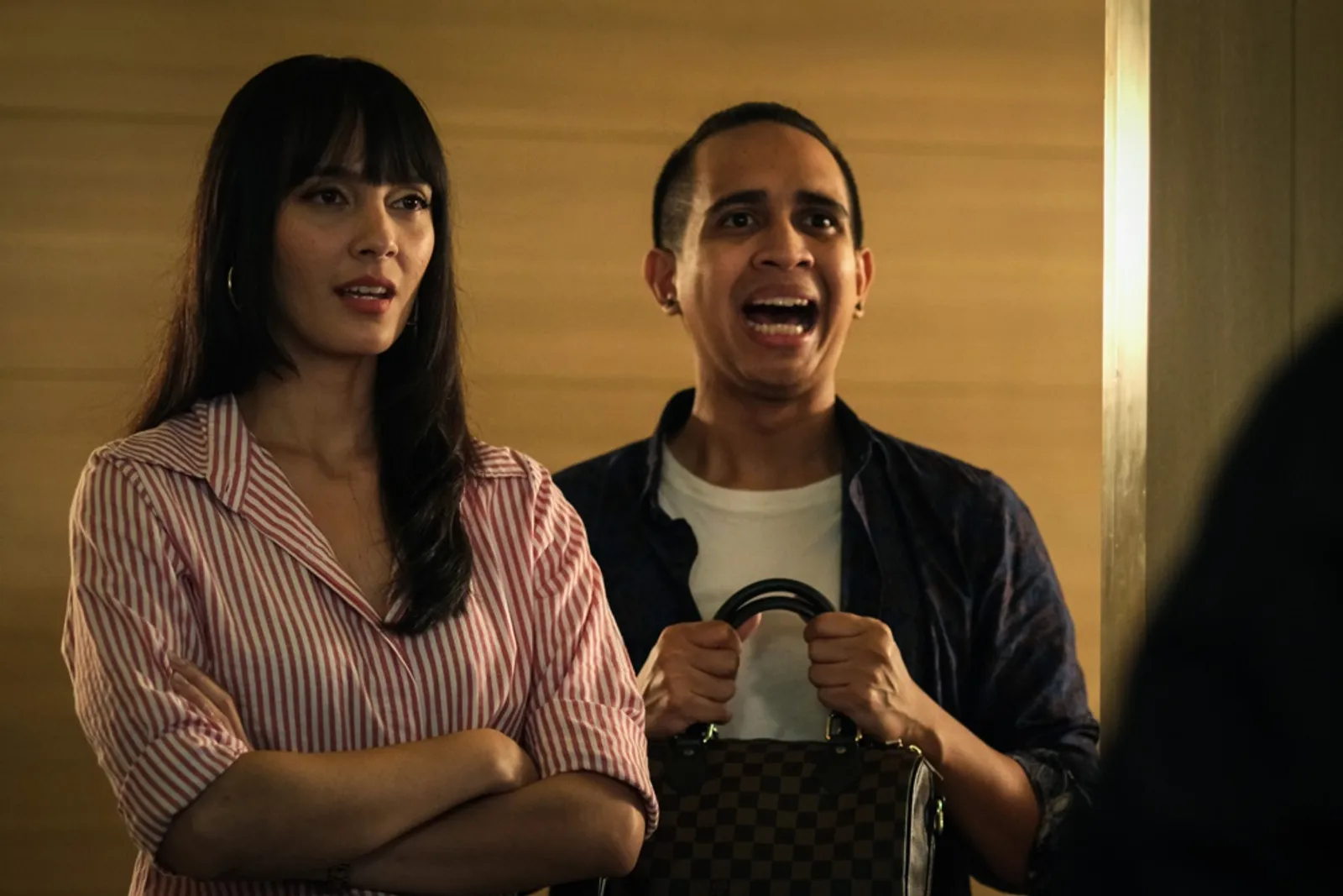 Tayang di Netflix, Ini 4 Pelajaran Cinta dari Film 'BUCIN'