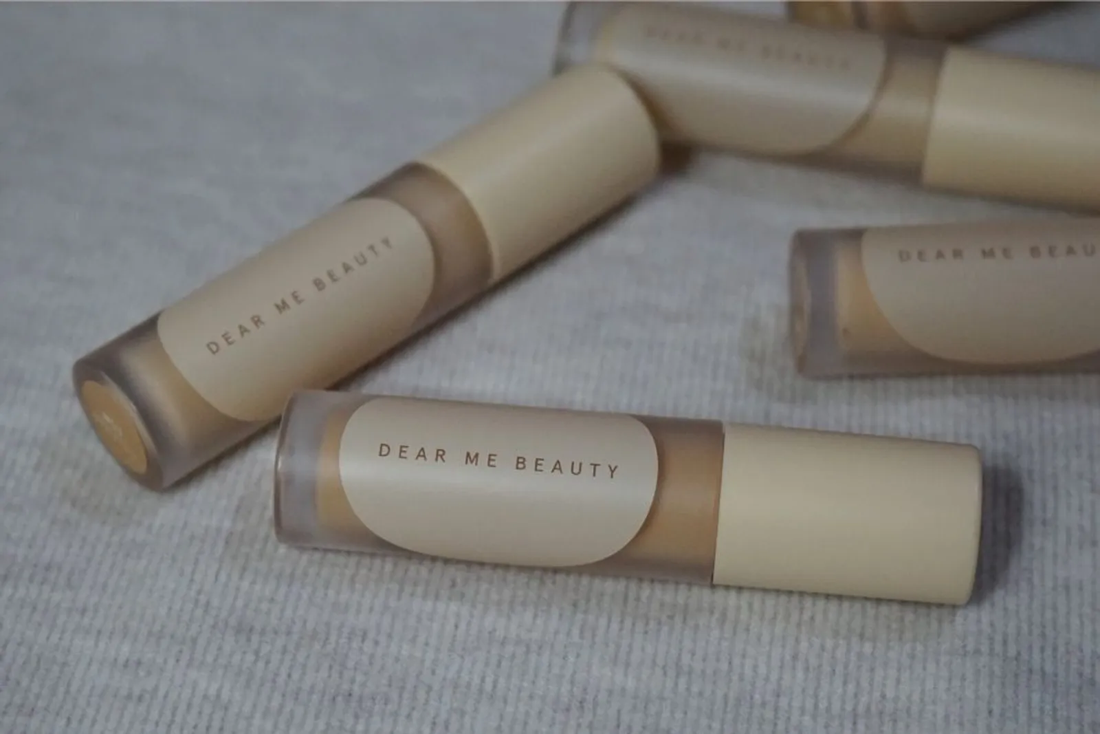 Review Concealer Dear Me Beauty, Produk Baru yang Viral di TikTok