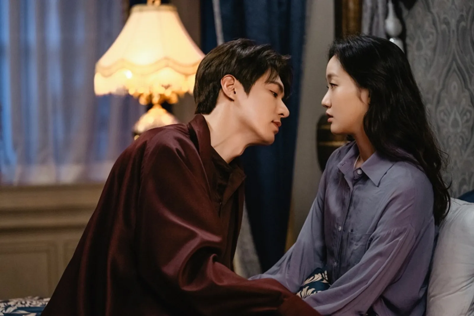 Totalitas! Ini Adegan 'Panas' Terbaik Lee Min Ho Bareng 6 Aktris Korea
