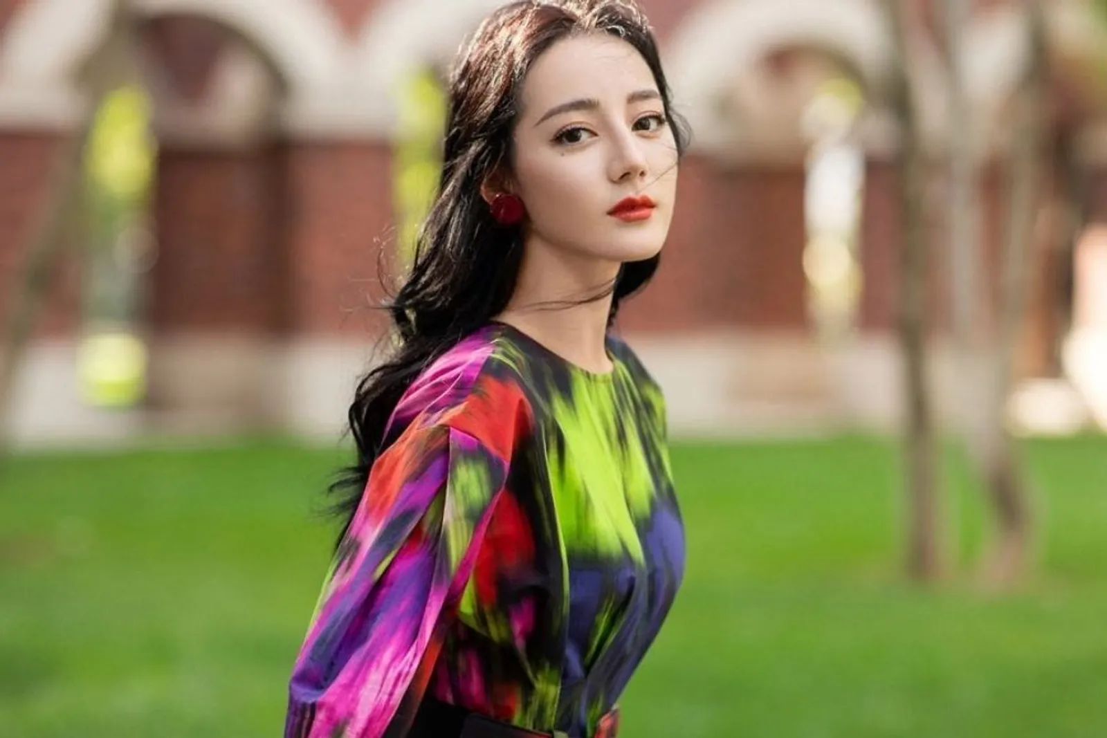 7 Pesona Aktris Tiongkok yang Tengah Bersinar 