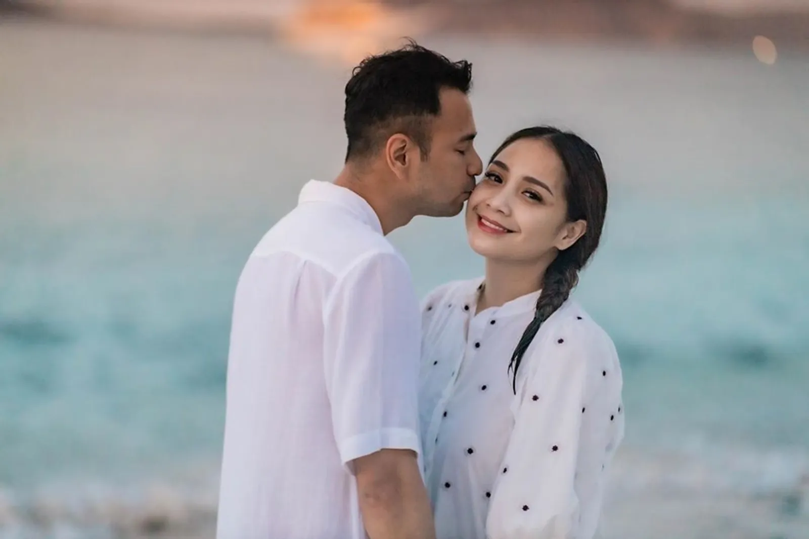 9 Momen Manis Raffi Ahmad-Nagita Slavina Rayakan Hari Jadi Pernikahan