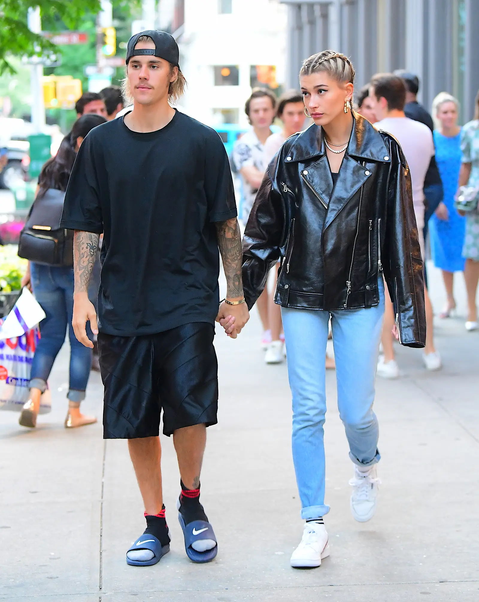 Intip Gaya Street a La Justin dan Hailey Bieber