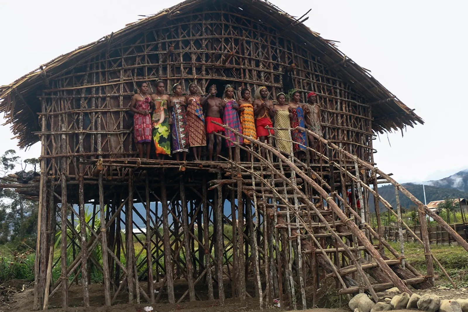 9 Macam Rumah Adat Papua, Sederhana dan Sarat Fungsi