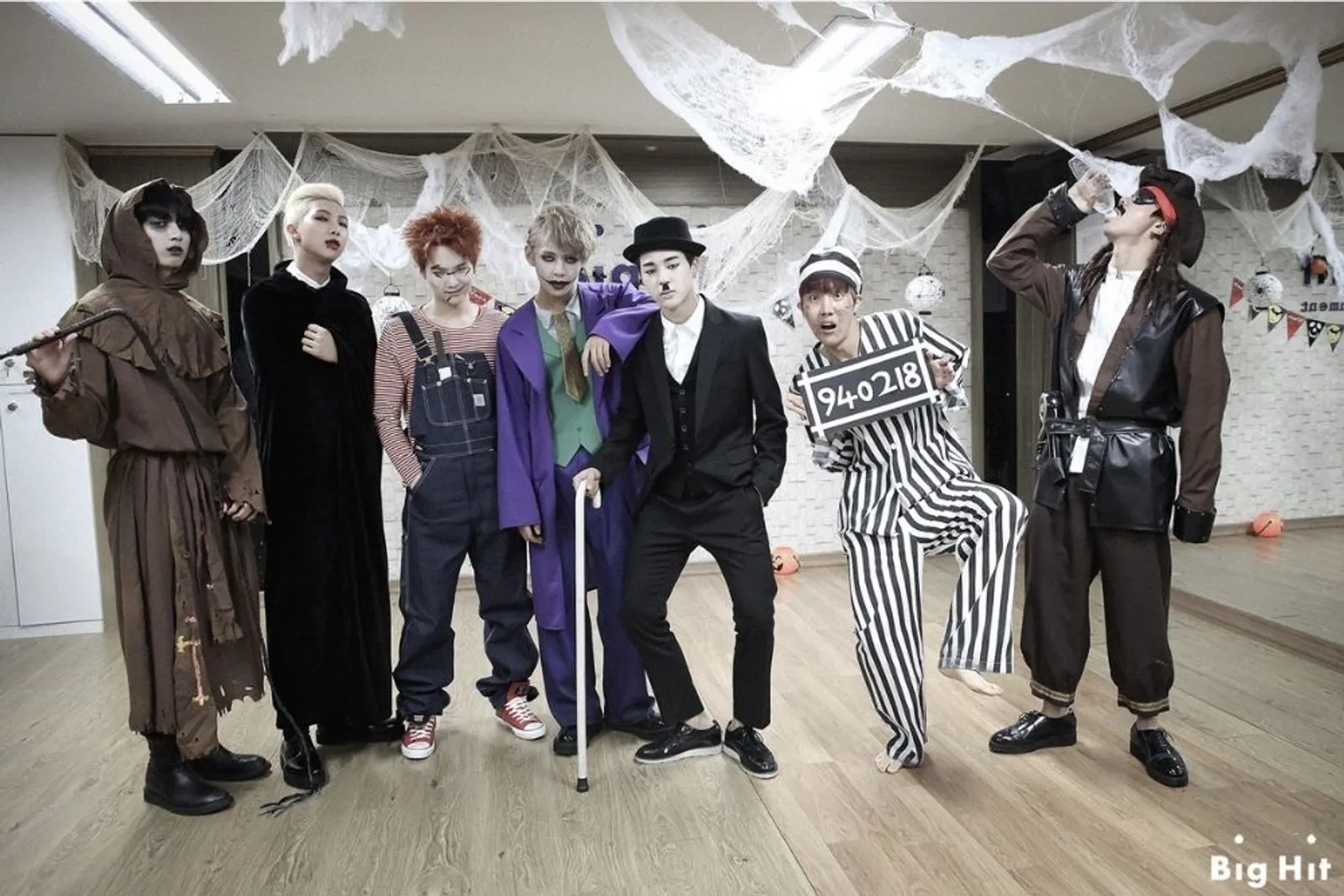 Deretan Kostum dan Riasan Halloween yang Pernah Dikenakan Idol Kpop 