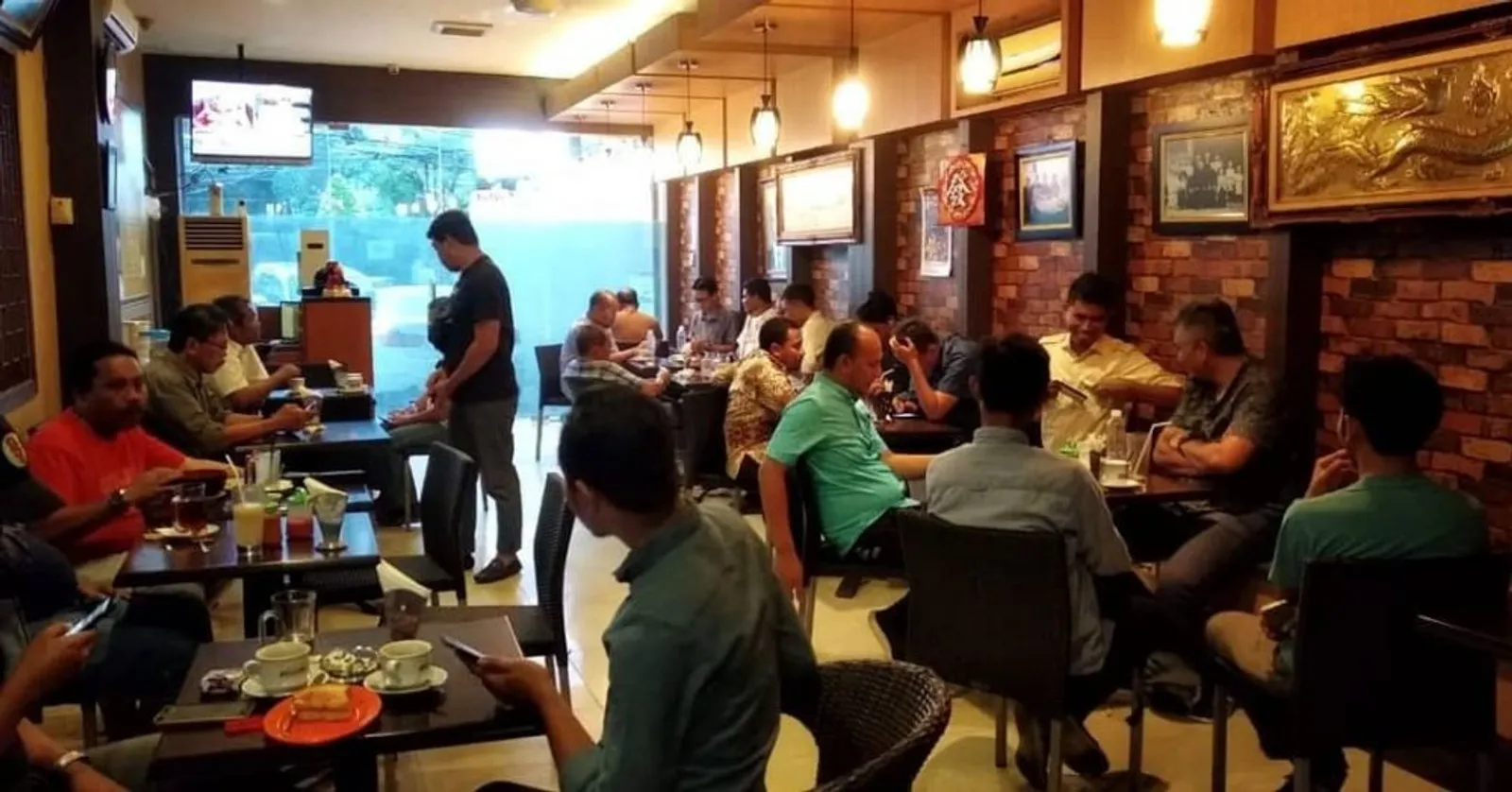 Wajib Coba, Ini 10 Kedai Kopi Paling Legendaris di Indonesia