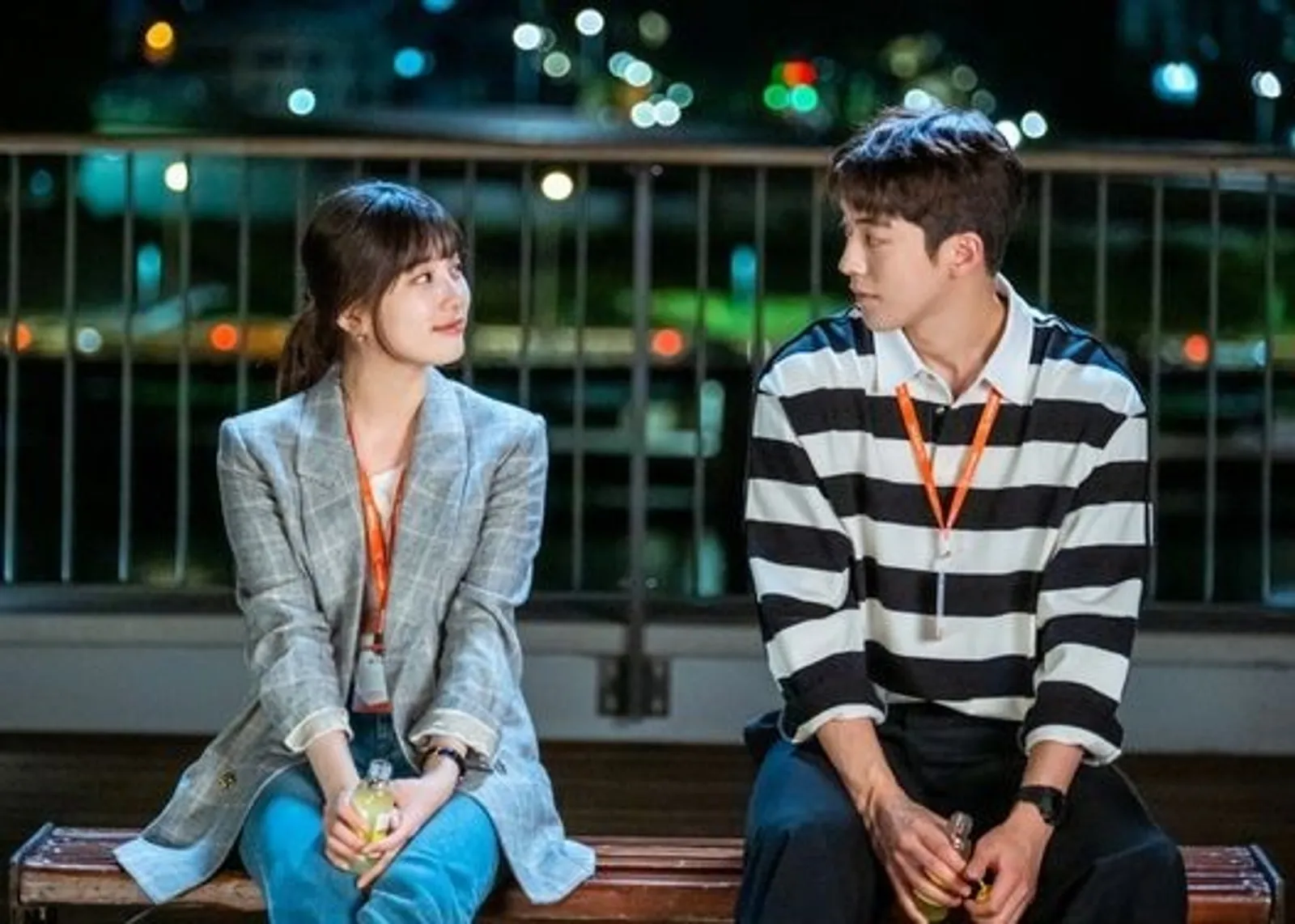 Adu Romantis, Ini 10 Adegan Suzy dengan Nam Joo Hyuk vs Kim Woo Bin