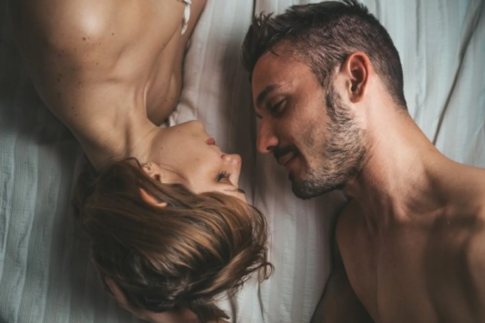 Jarang Terekspos, Ini 7 Rahasia Seks yang Harus Kamu Tahu   