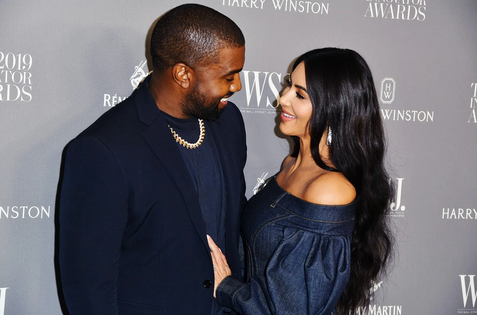 Viral Kanye West Selingkuh dengan Jeffree Star, Ini Fakta Sebenarnya 