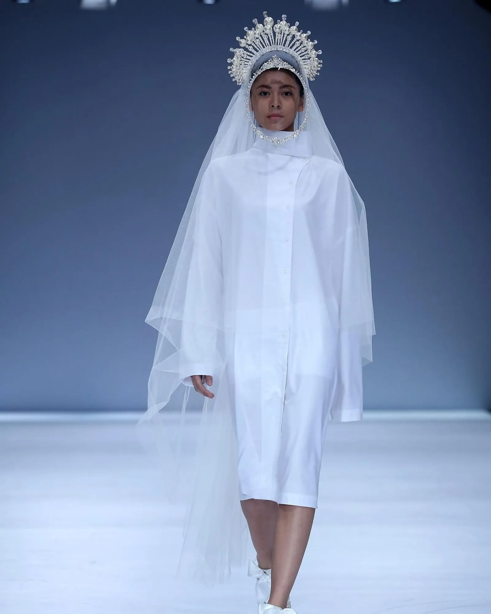 10 Show Terbaik di Jakarta Fashion Week 2021 & Tribute Barli Asmara