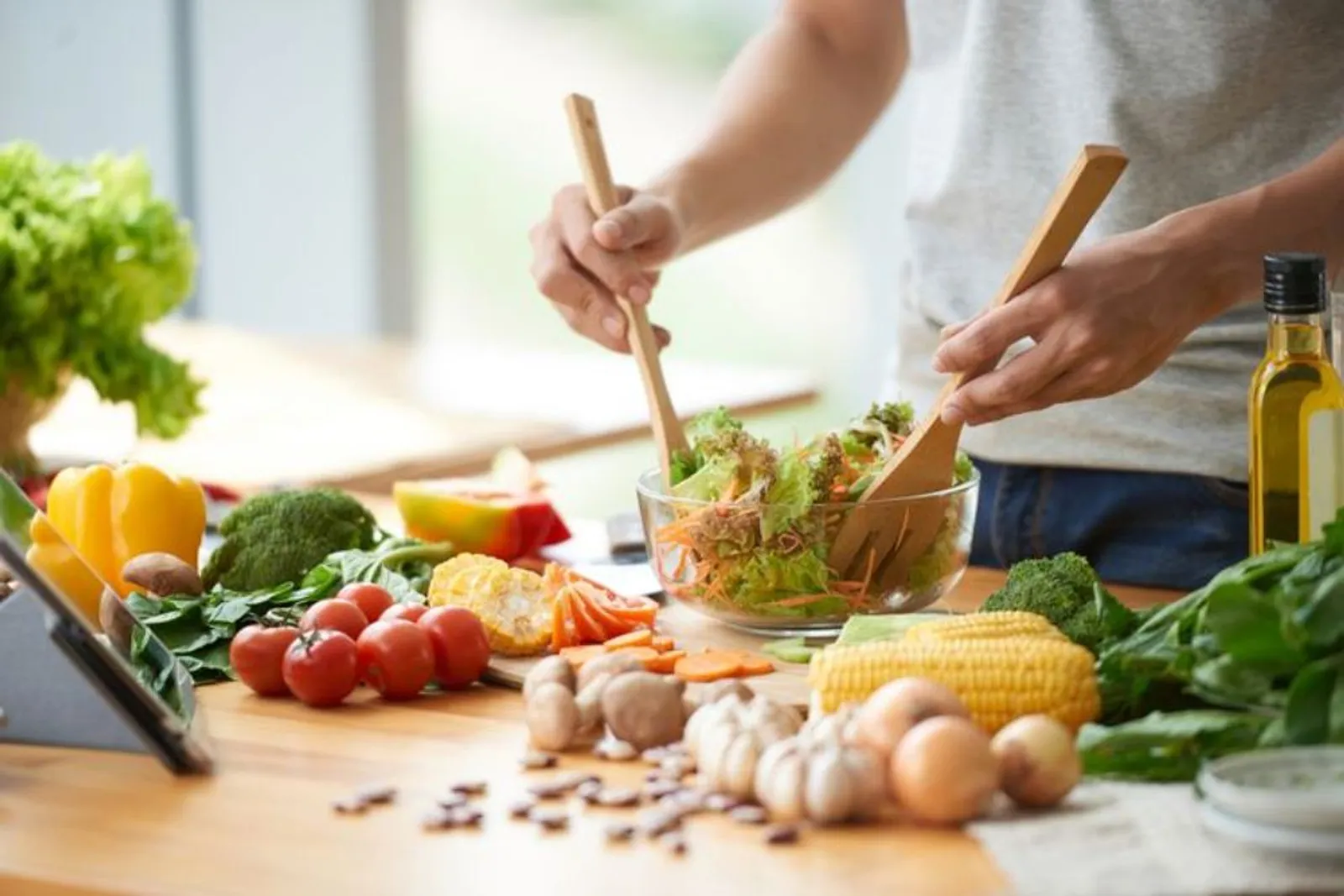 10 Ide Menu Makan Siang Sehat dan Simpel