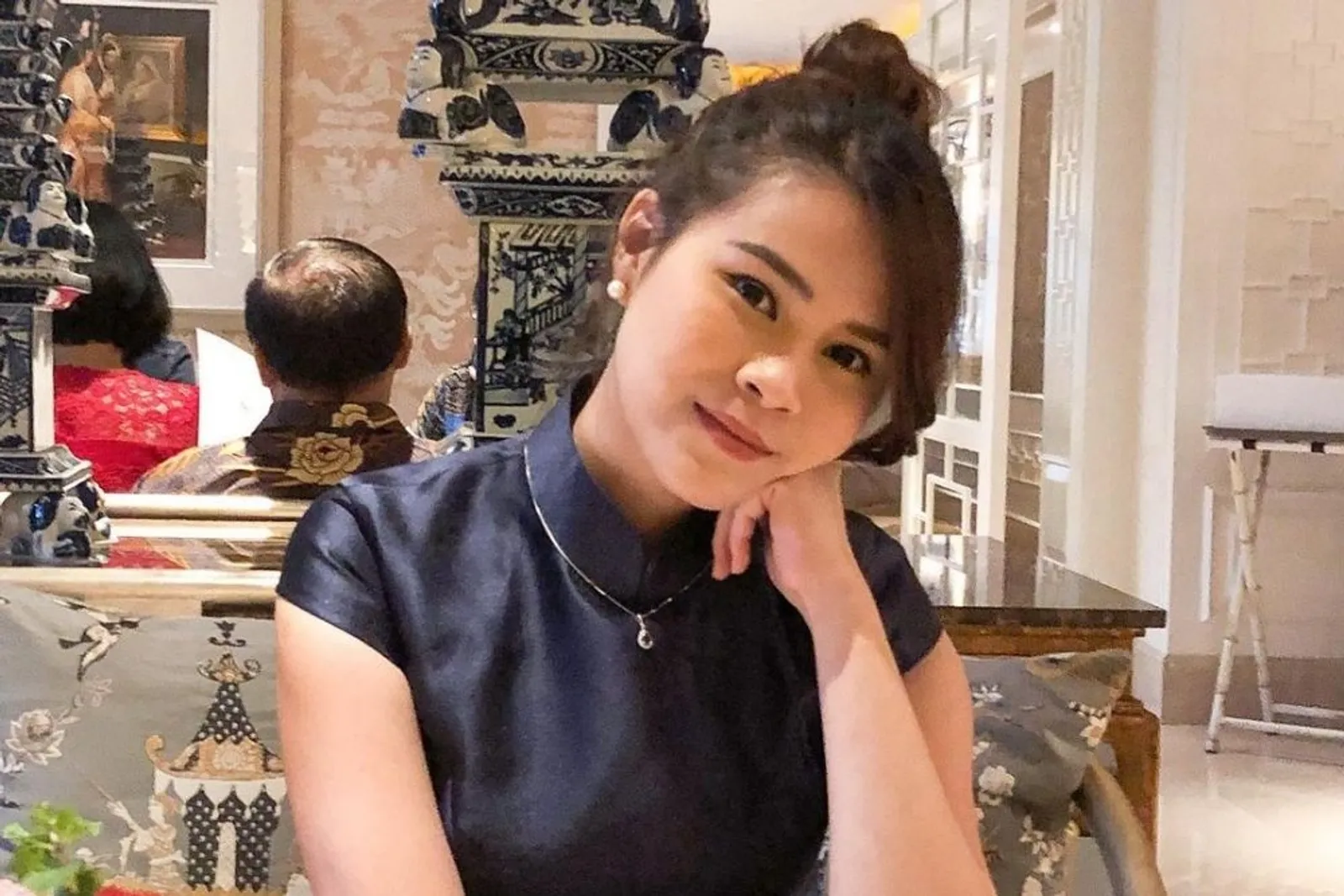 Luluhkan Hati Anak Bungsu Hotman Paris, Intip 7 Pesona Chen Giovani