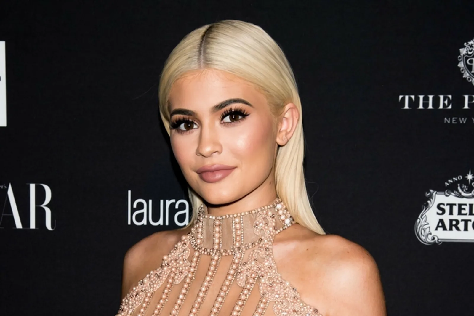 Dari Imut hingga Seksi, Ini Transformasi Kylie Jenner