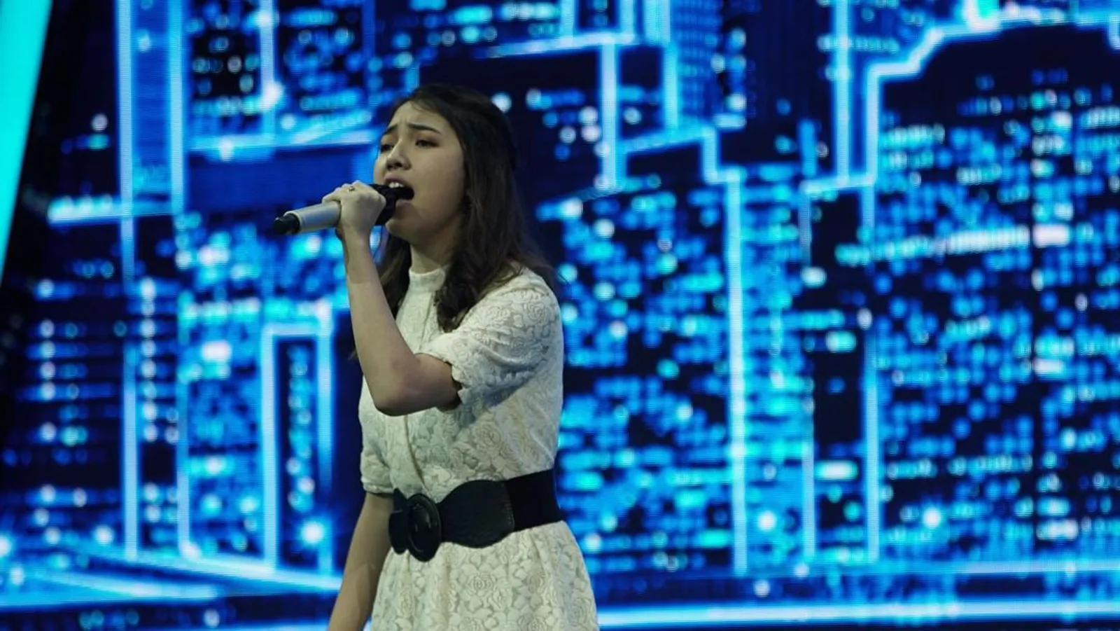 Penuh Haru, Ini Video Prosesi Misa Pemakaman Melisha Indonesian Idol