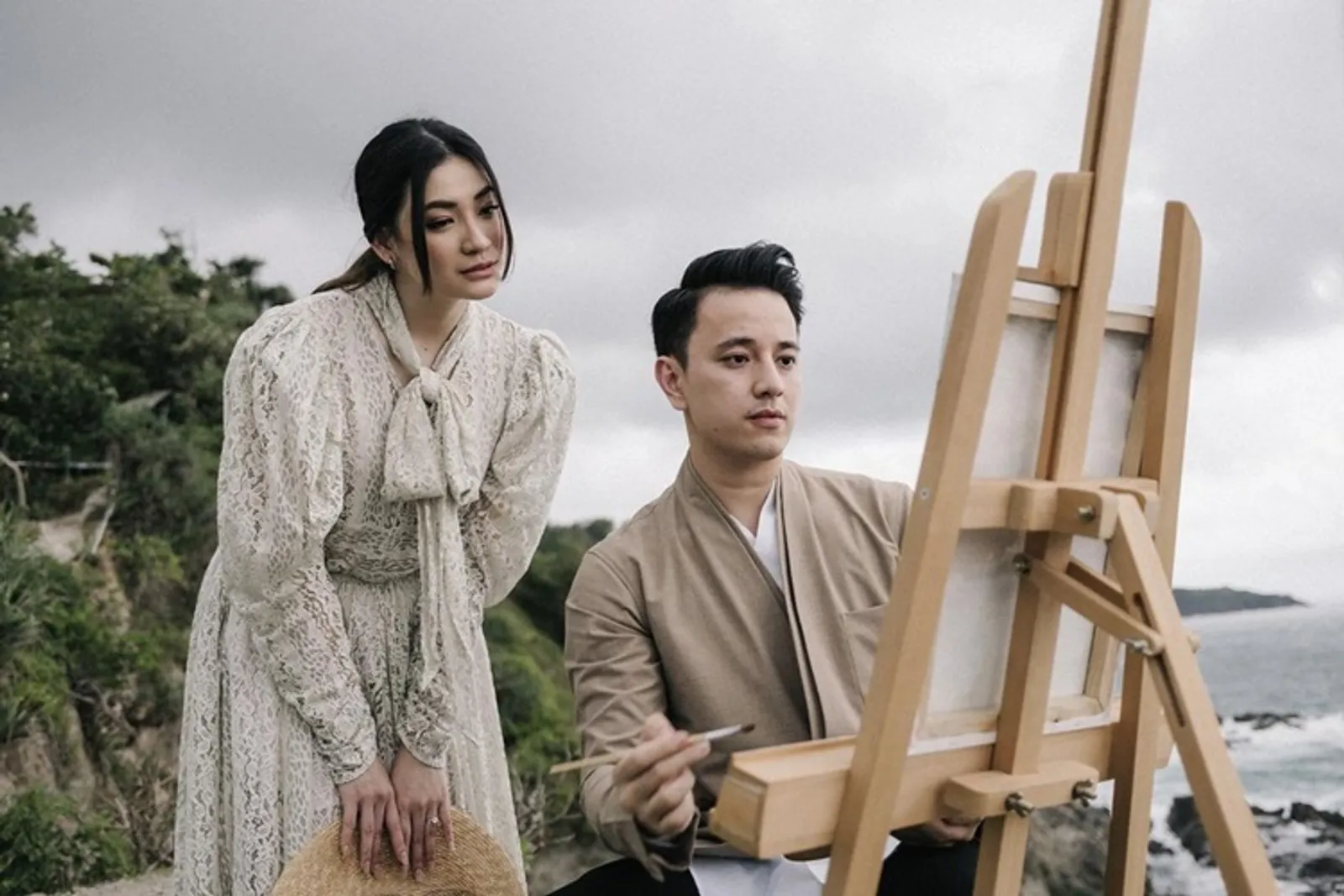 Sudah Lamaran, 15 Pasangan Artis Ini Diprediksi Menikah di Tahun 2021