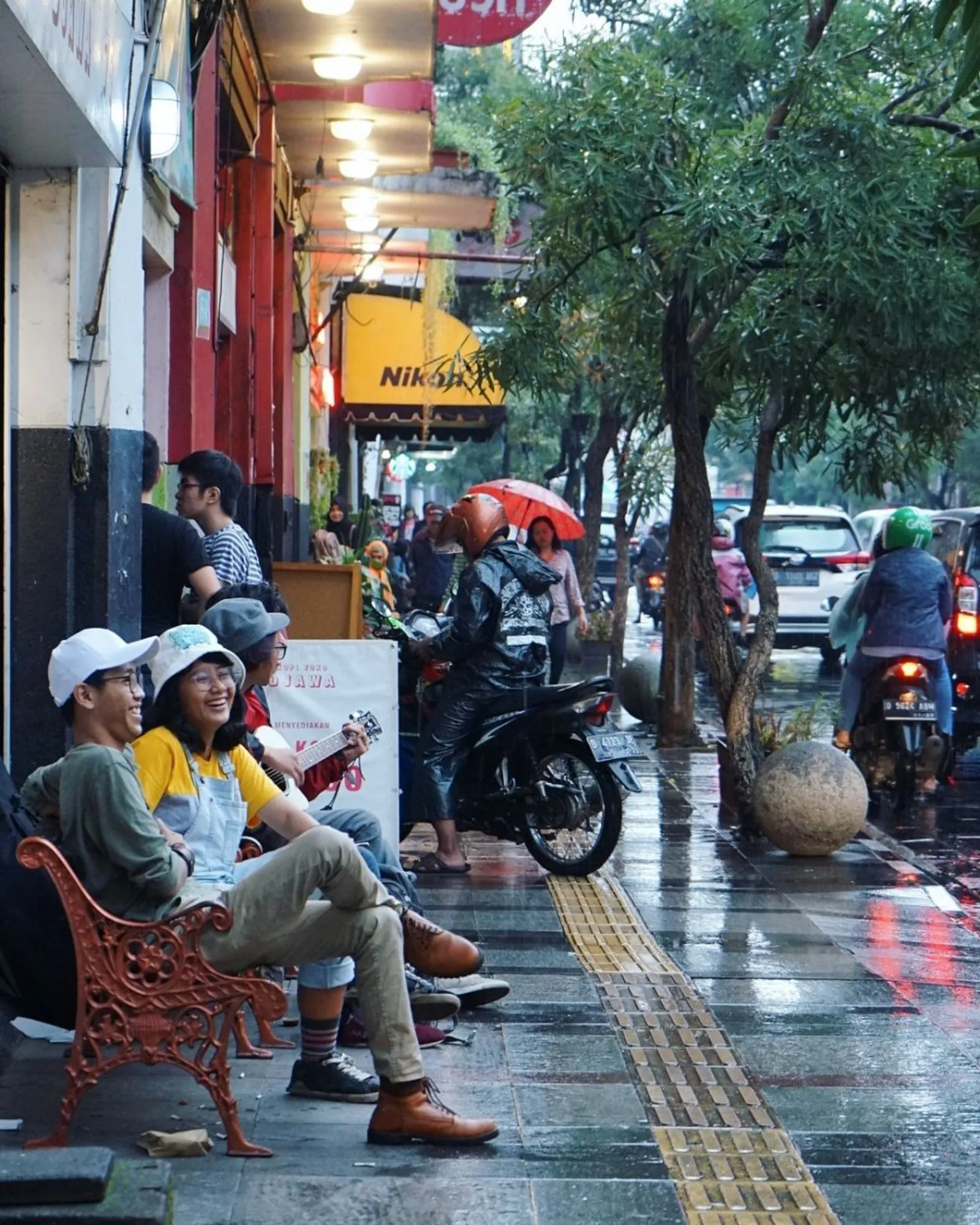 10 Tempat Wisata Paling Ramai di Bandung Saat Akhir Pekan