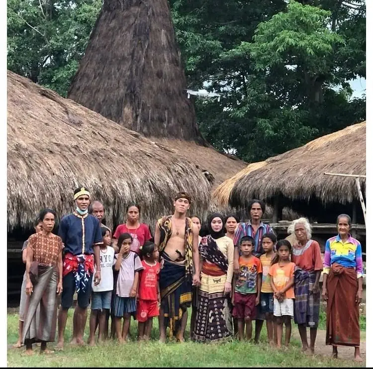 Bak Pre-Wedding, 10 Momen Mesra Lesty Kejora dan Rizky Billar di Sumba