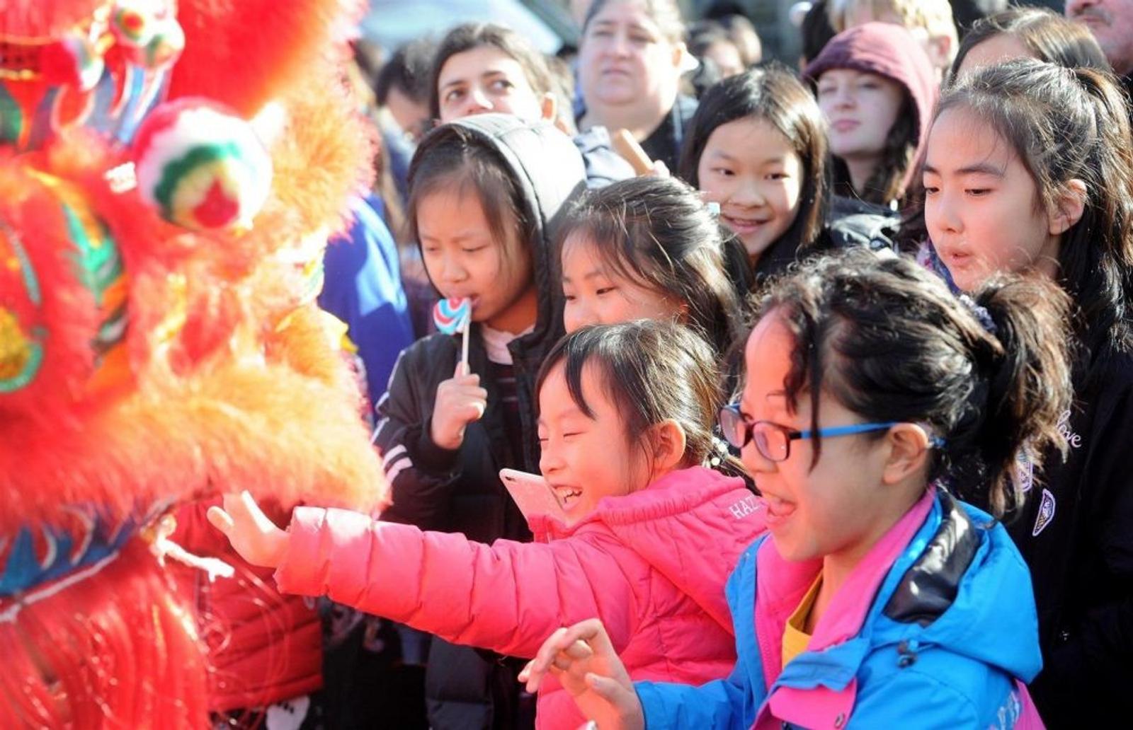 Bukan "Gong Xi Fa Cai", "Xin Nian Kuai Le" Adalah Ucapan yang Benar