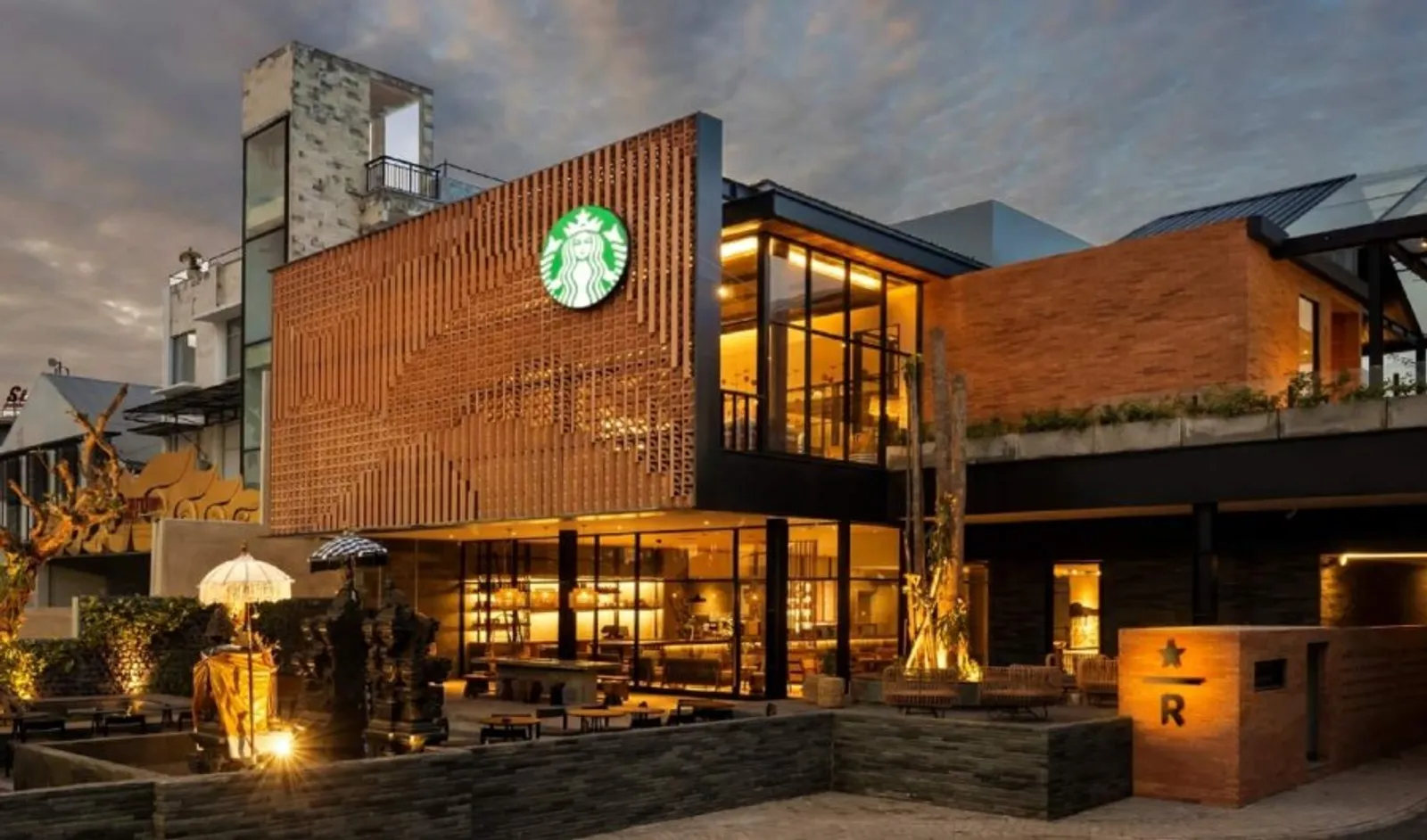 Sangat Dinantikan, Akhirnya Makanan Plant-Based Tersedia di Starbucks