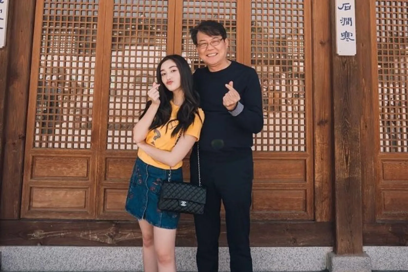 Blasteran Korea, Intip 8 Potret Hangat Ranty Maria dan Sang Ayah