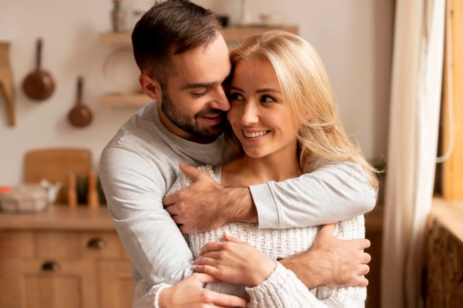 10 Rahasia Berkomunikasi Efektif dengan Pasangan