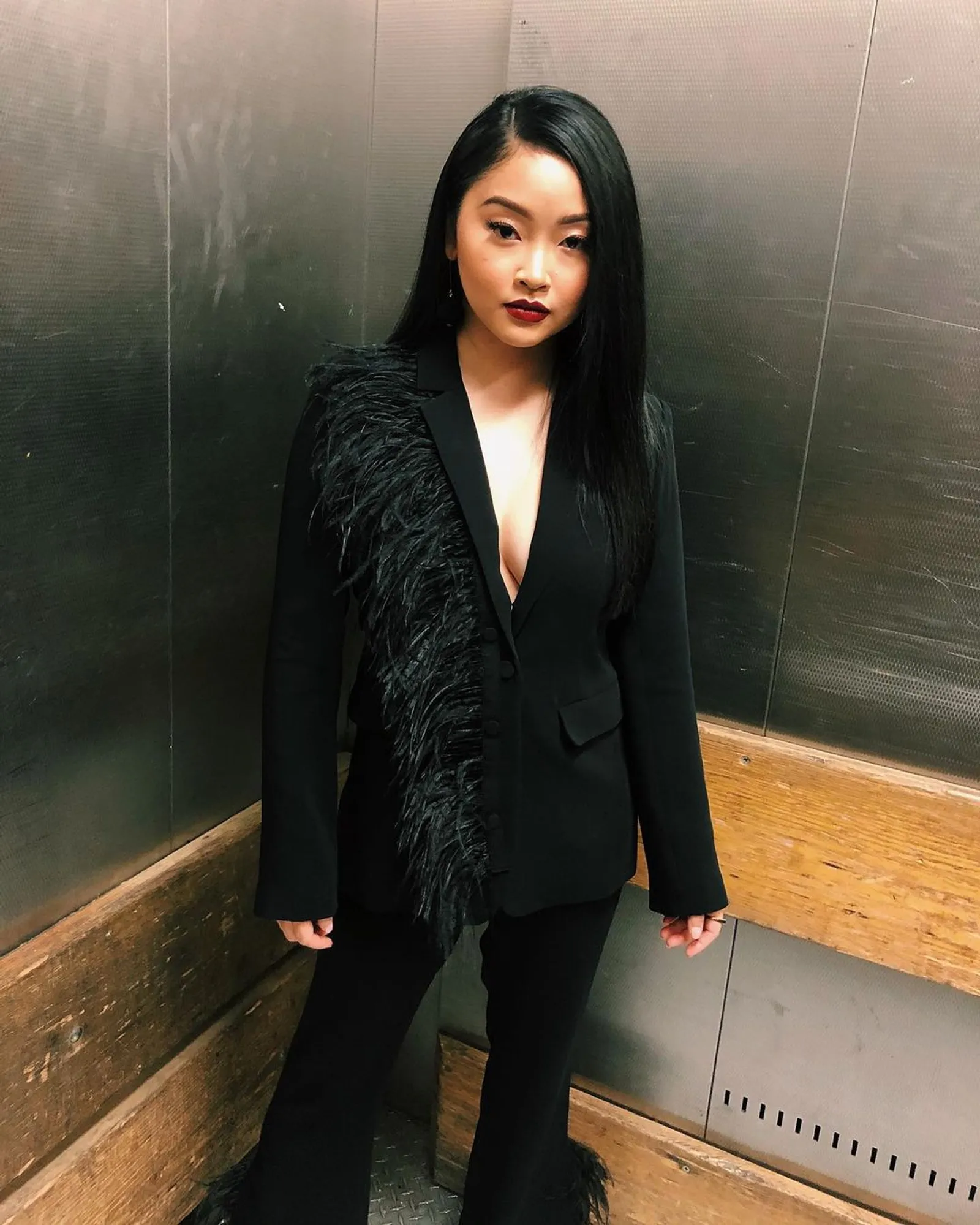 Gaya Asli Lana Condor yang Makin Viral Berkat Trilogi To All the Boys