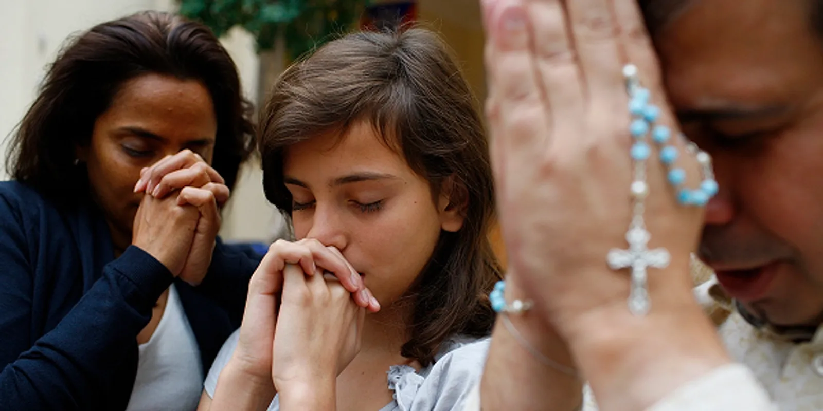 5 Manfaat Berdoa Rosario Bersama Keluarga