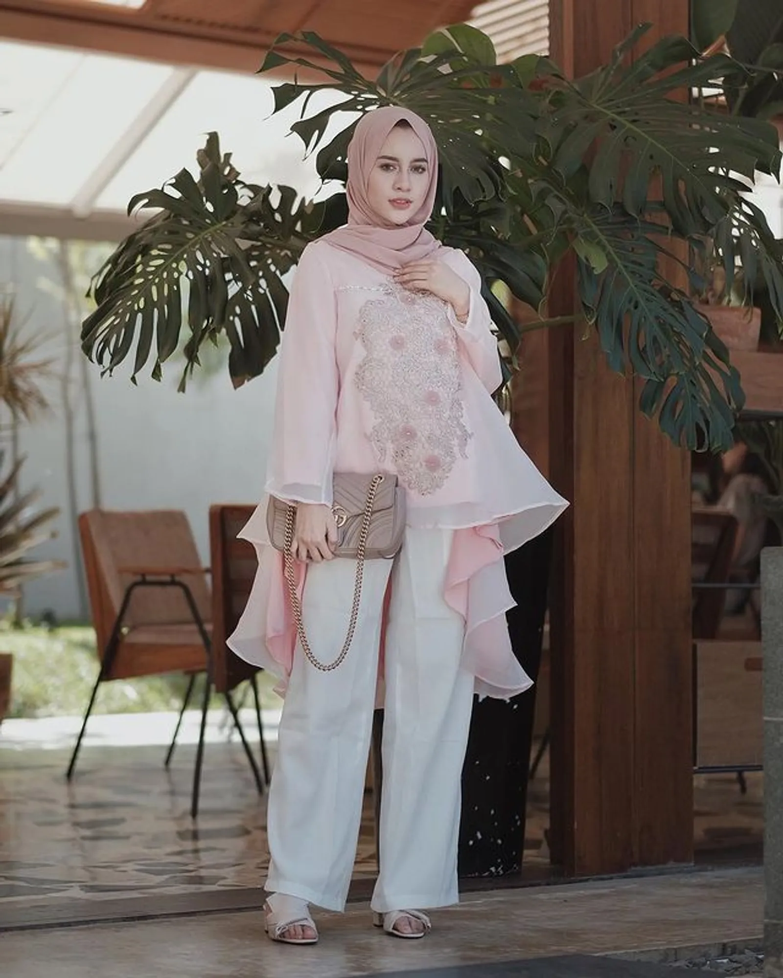 Inspirasi Outfit Baju Bodo a La Hijabers untuk Pakai ke Pesta
