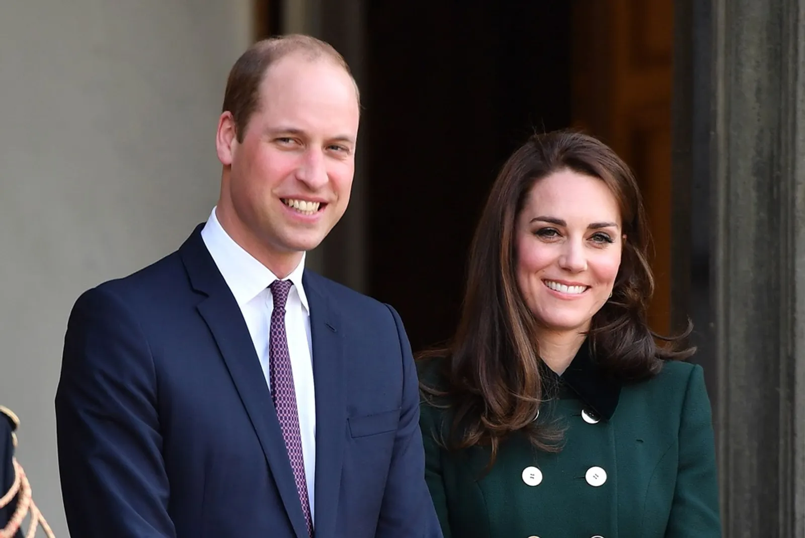 Pangeran William Buka Suara: "Keluarga Kerajaan Inggris Tidak Rasis!"