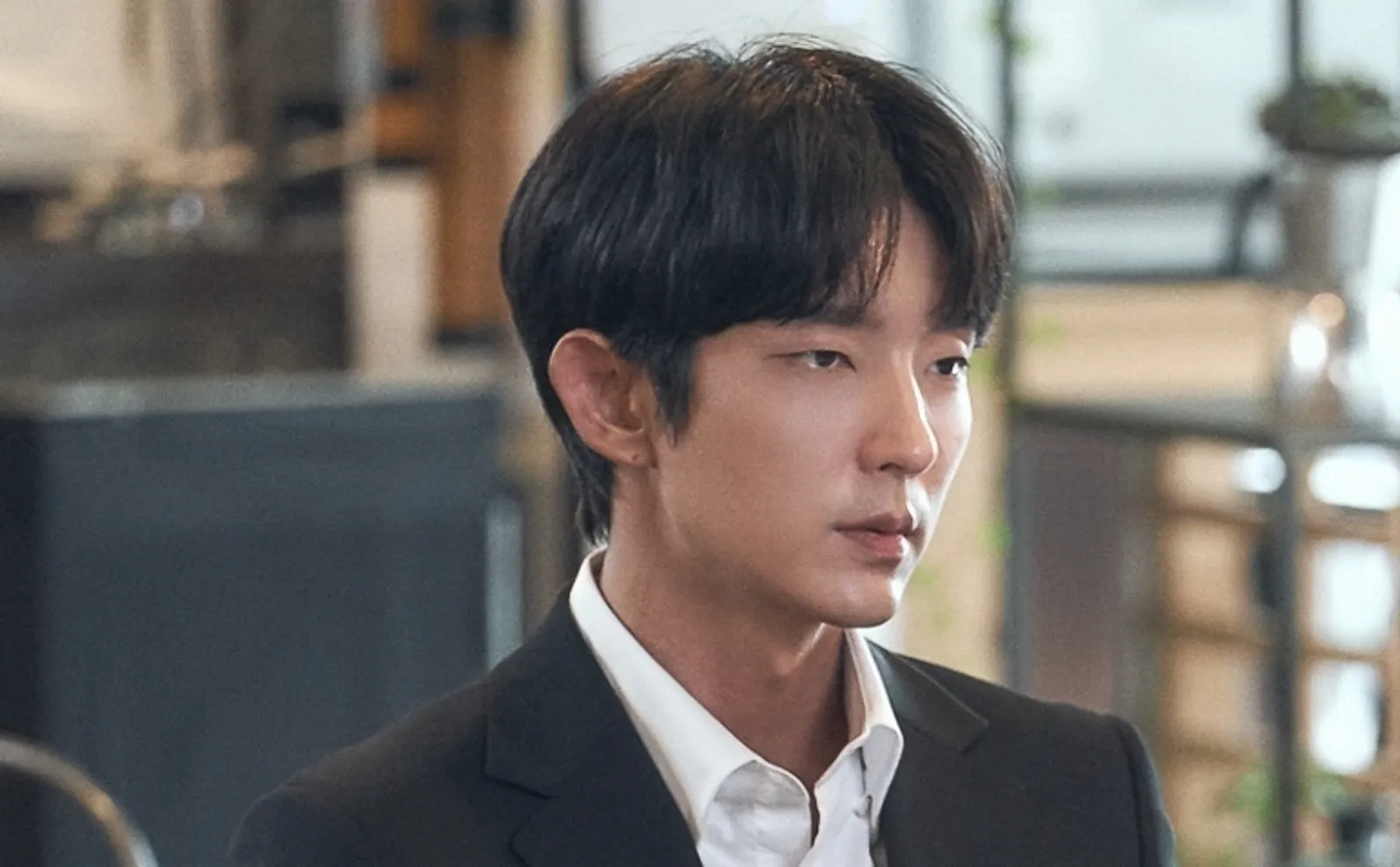 5 Tokoh Pria Anti-Hero di Drama Korea yang Bikin Kamu Jatuh Hati
