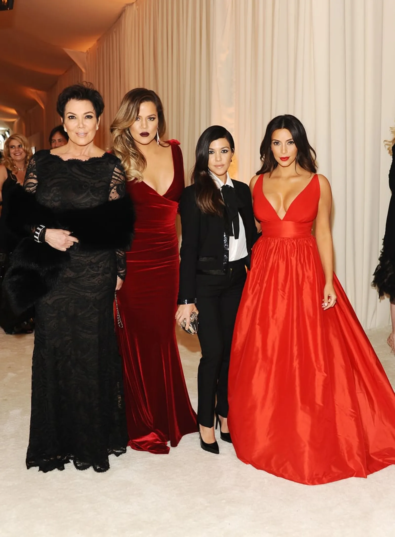 Perubahan Gaya Keluarga Kardashian dari Masa ke Masa, Makin Vulgar!