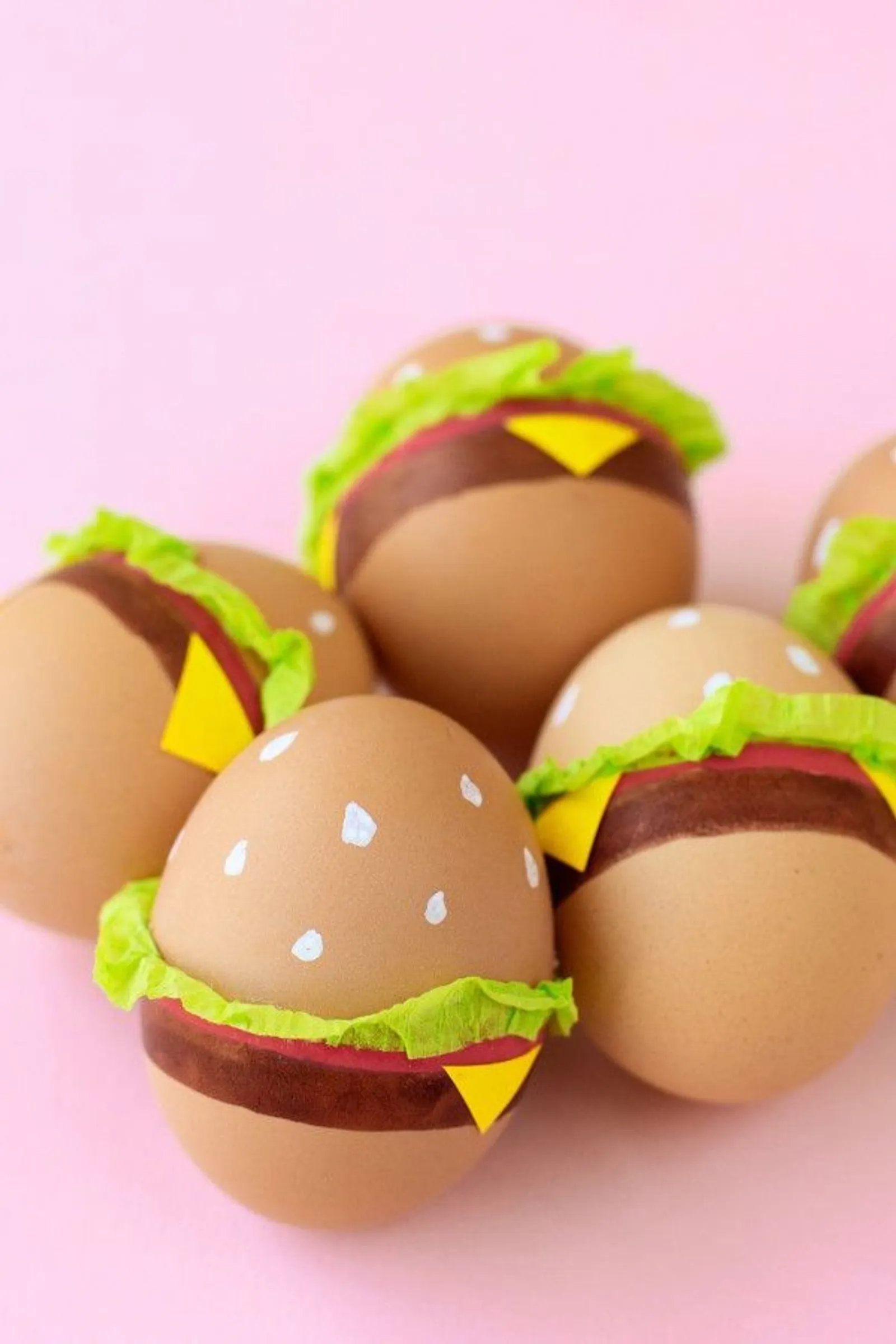 10 Ide Menghias Telur Paskah, Bisa Disulap Jadi Burger hingga Minion!