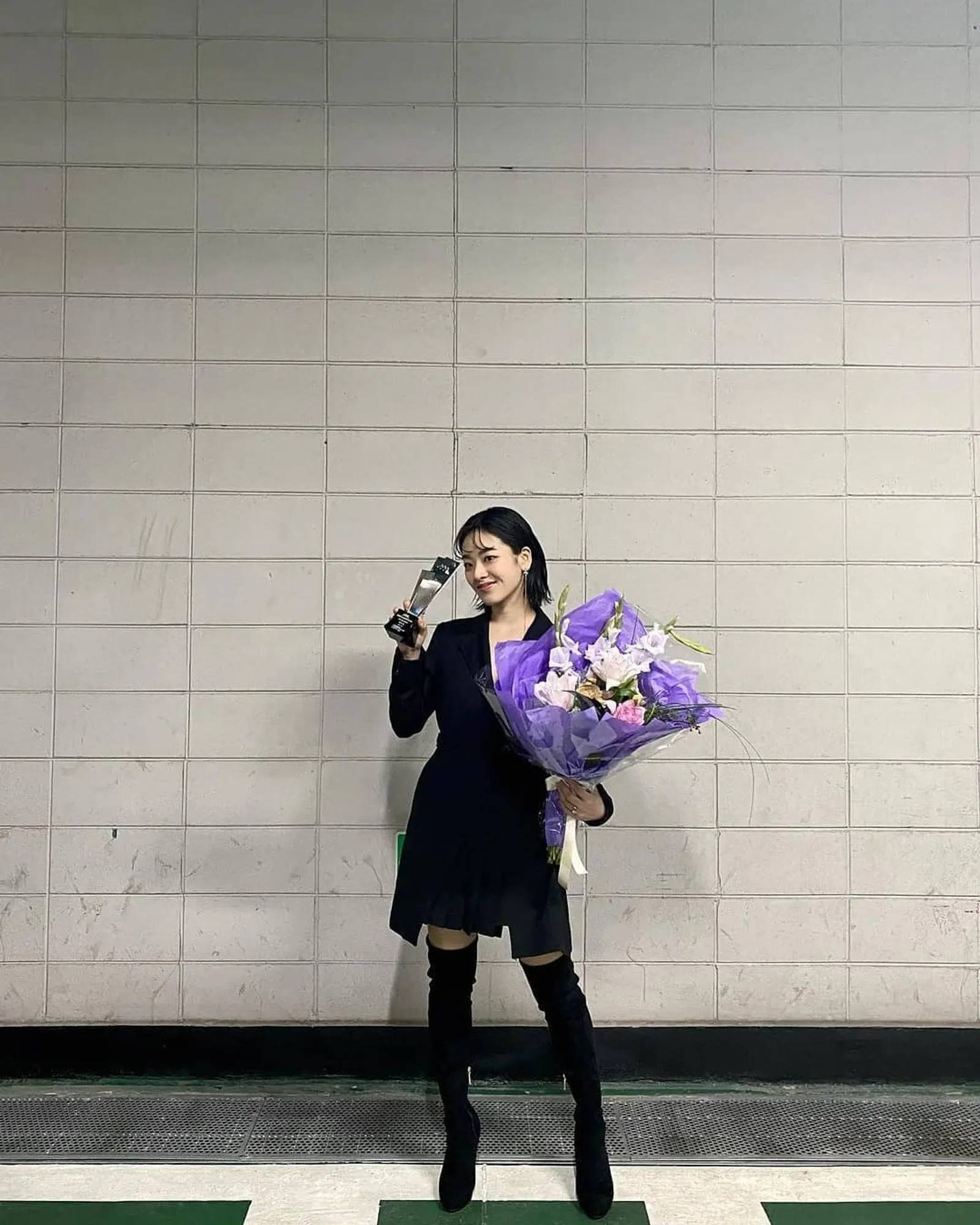Intip Gaya Asli Lee Joo Young, Reporter Keren di Drama Korea 'Times'