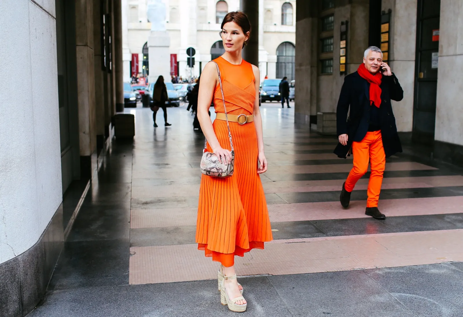 7 Inspirasi Warna Dress Polos yang Bisa Kamu Tiru