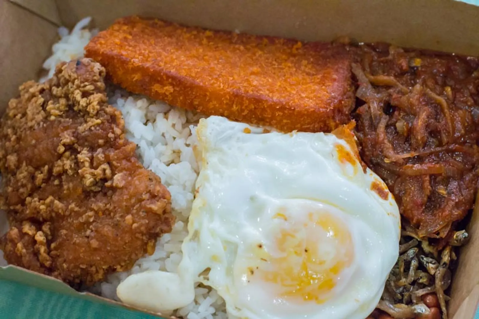 7 Kedai Nasi Lemak Terbaik di Singapura, Wajib Kuliner ke Sini!