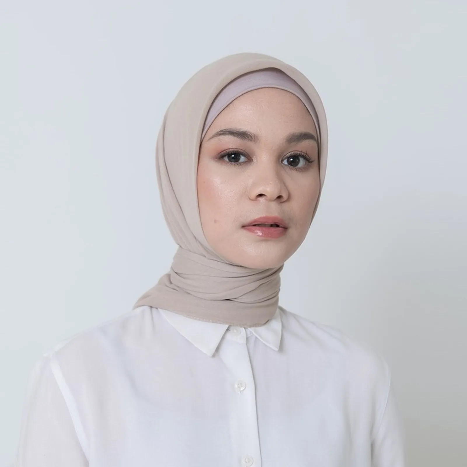 Tips & Trik Memilih Model Hijab Sesuai Bentuk Wajah