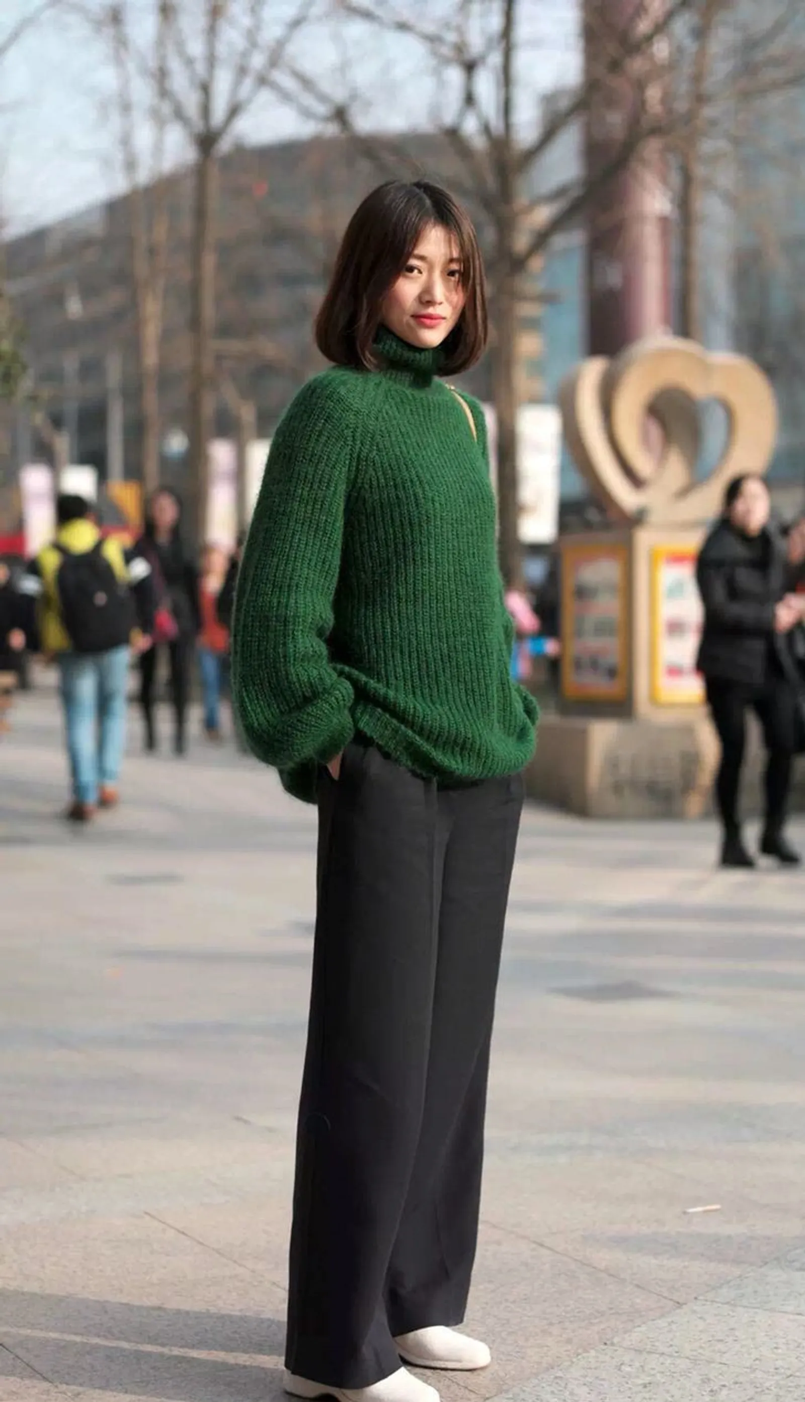 Tips Padu-padan Knitwear a La Perempuan Modis Korea Selatan