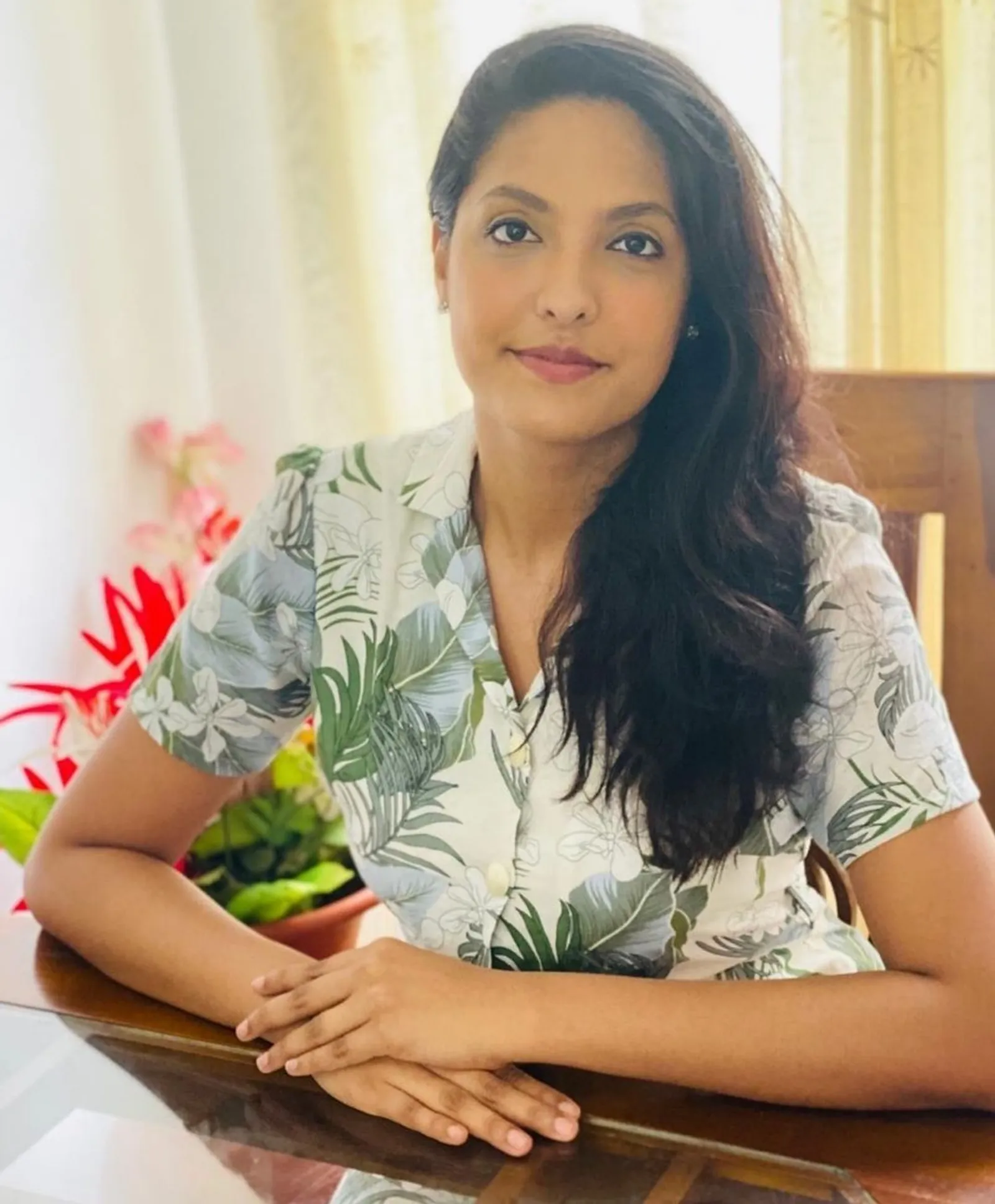 7 Fakta Caroline Jurie yang Lepas Paksa Mahkota Mrs Sri Lanka 2020