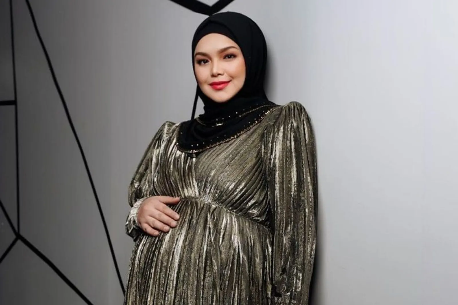 Potret Terbaru Siti Nurhaliza, Diva Malaysia yang Baru Saja Melahirkan