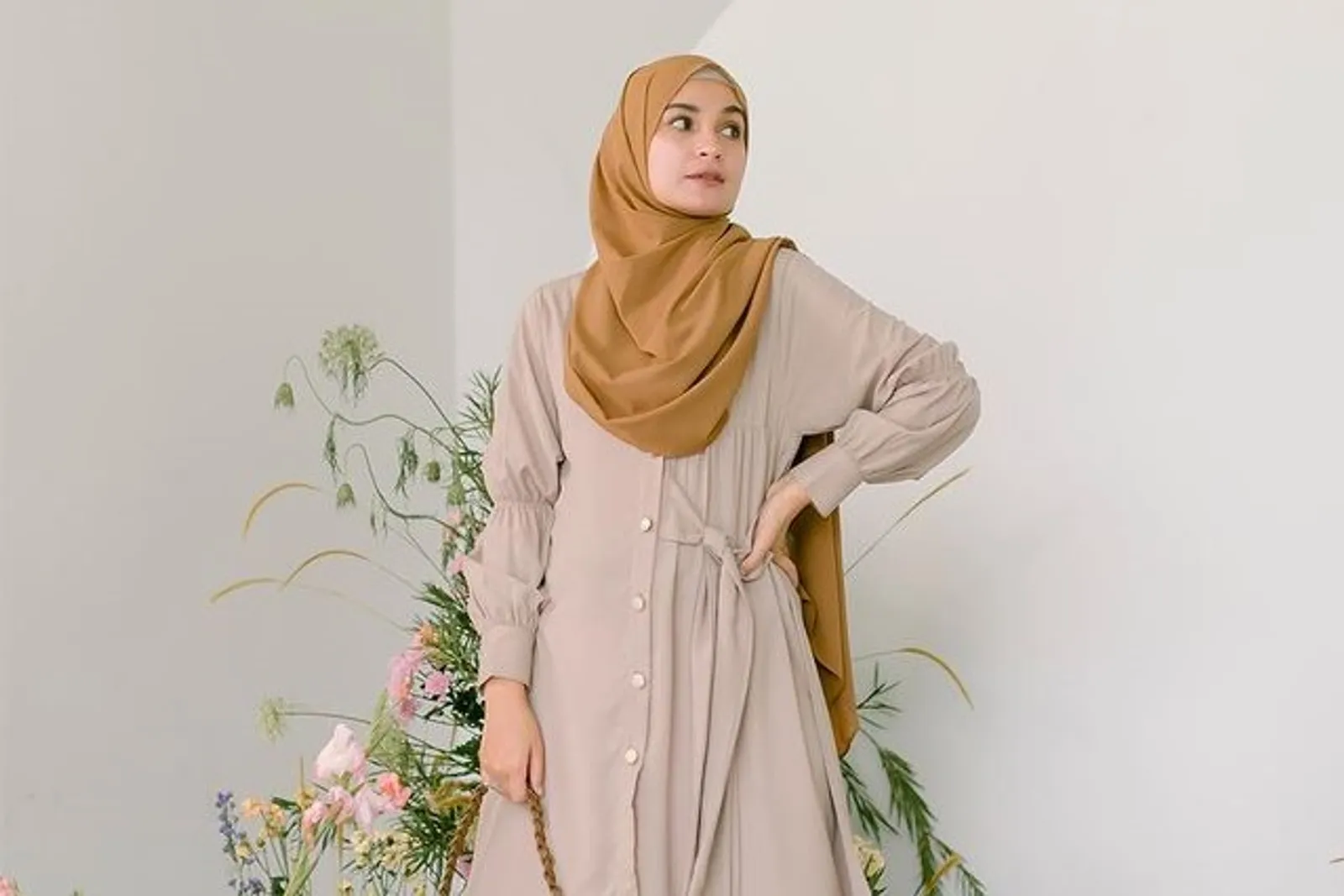 Tampil Modis di Bulan Ramadan, Intip Outfit Hijab a La Seleb Indonesia