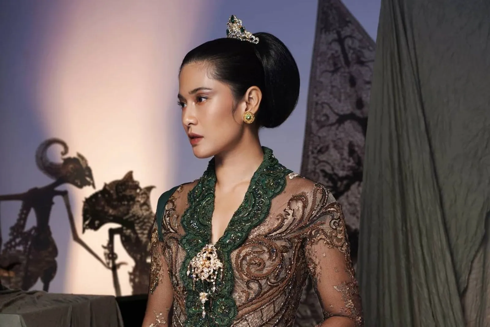 Sambut Hari Kartini, Intip Gaya Elegan Seleb Indonesia Pakai Kebaya