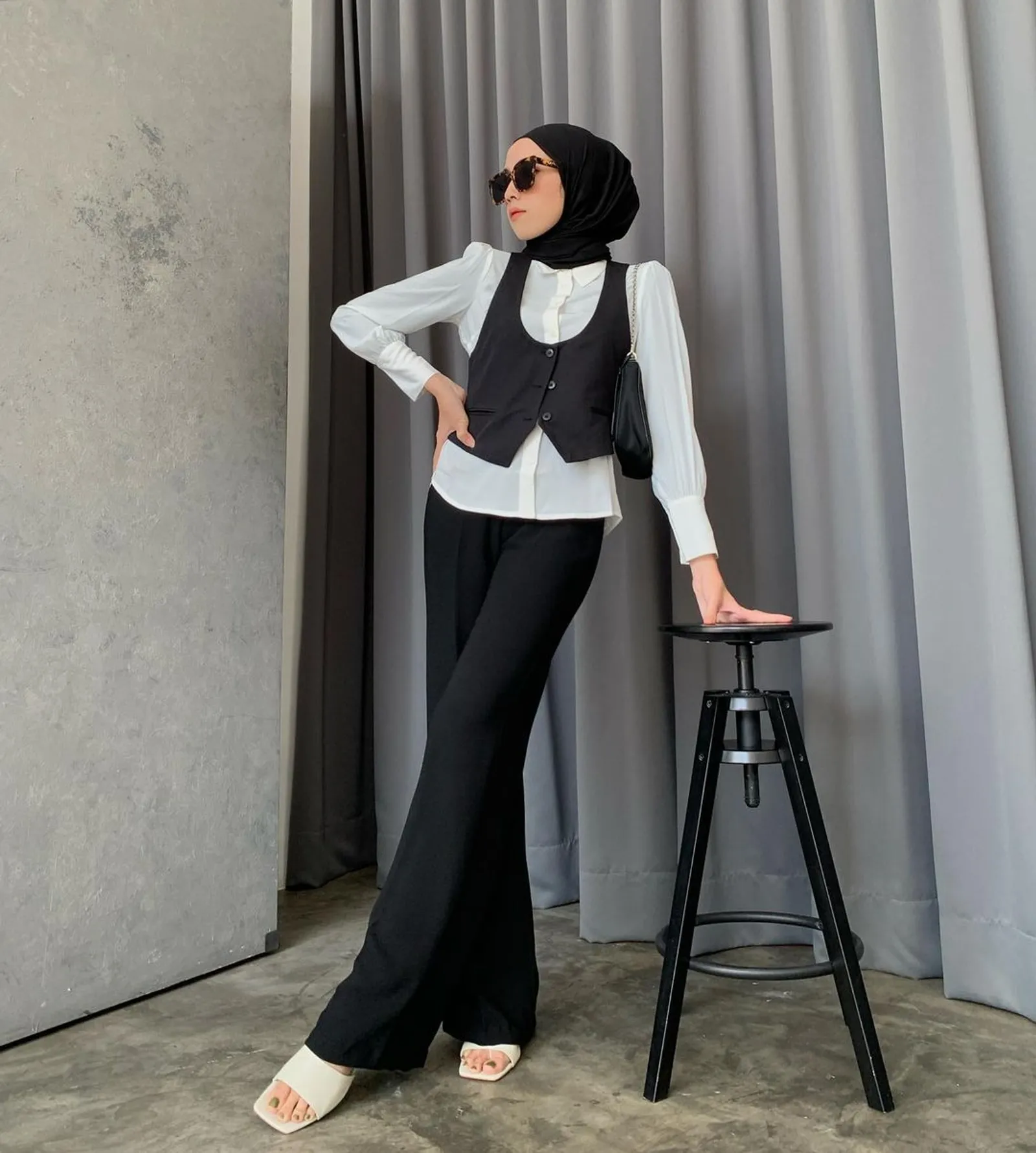 Tips Padu-padan OOTD Office Look untuk Perempuan Hijab