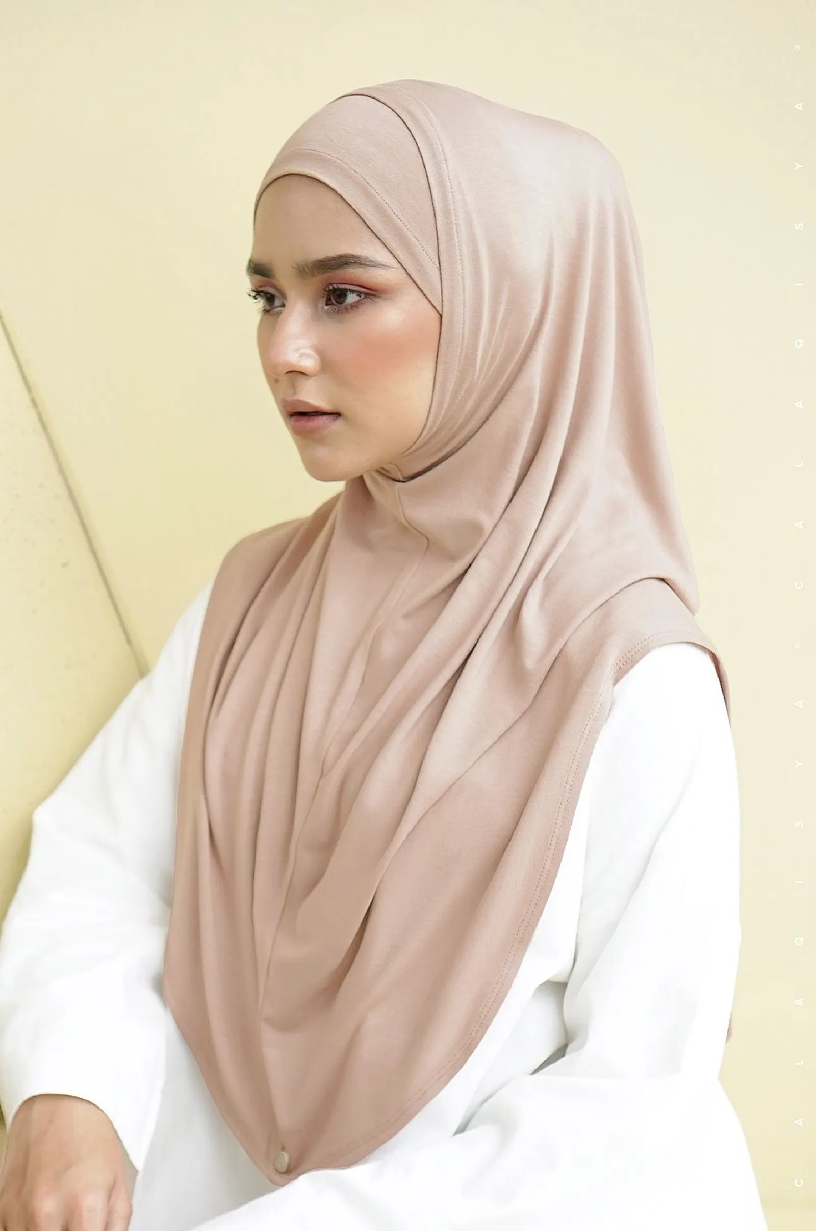 Lebih Praktis, Intip Tips Memilih Hijab Instan yang Bagus dan Nyaman
