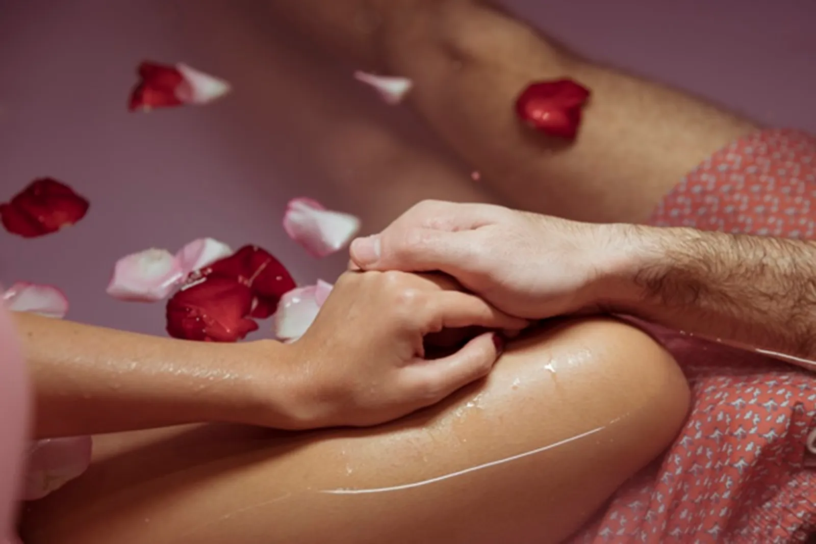 Makin Seksi, Ini 8 Posisi Shower Sex yang Menggairahkan